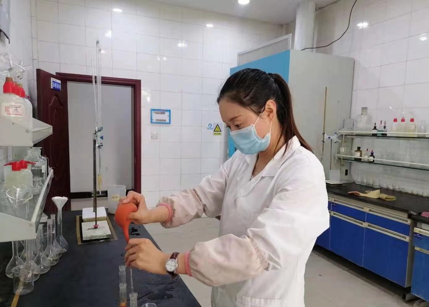 ��ץ�W(xu��)��(x��)�̸������N����(n��i)����(qi��ng)�w�� ���m(x��)���M(j��n)�I(y��)��(w��)ˮƽ���_(t��i)�A