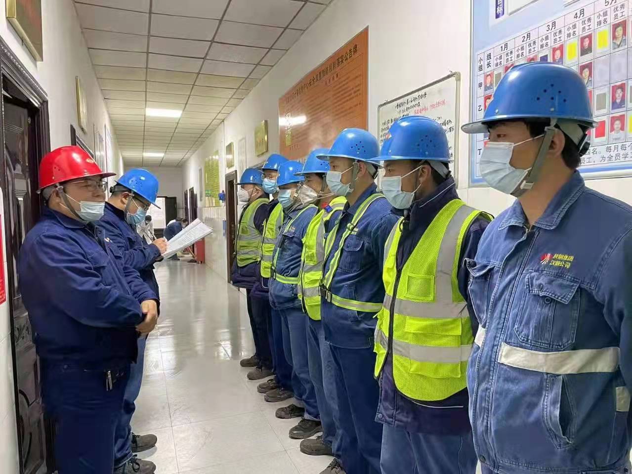 �\�����������Ýh䓹�˾�����T�T��