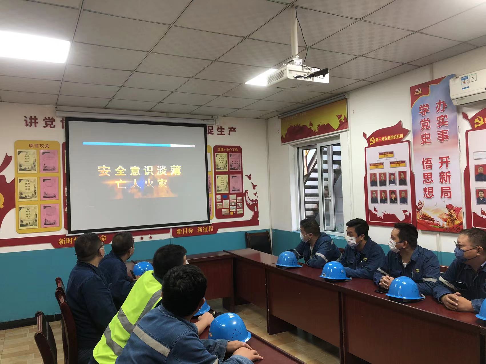 ���c(li��n)���ƄӰ�ȫ�Ļ�����n������