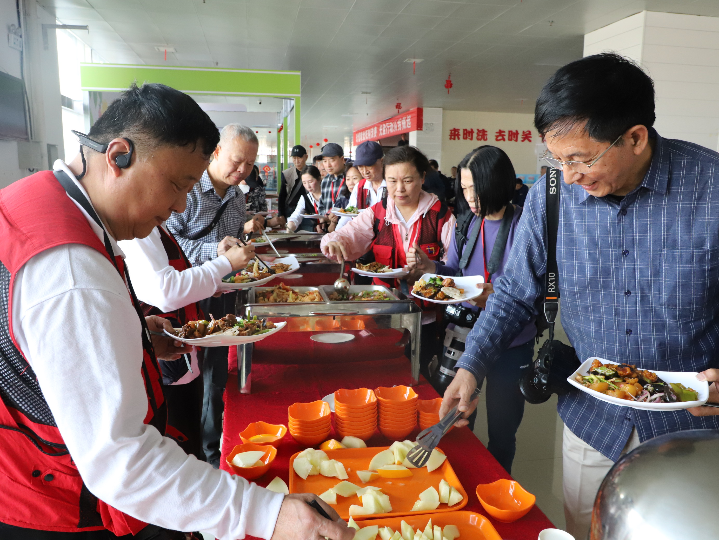 �ھŌ�ȫ��(gu��)���zӰչ?ji��)h�в��L(f��ng)�F(tu��n)����˾�_(k��i)չ��I(y��)���L(f��ng)���(d��ng)