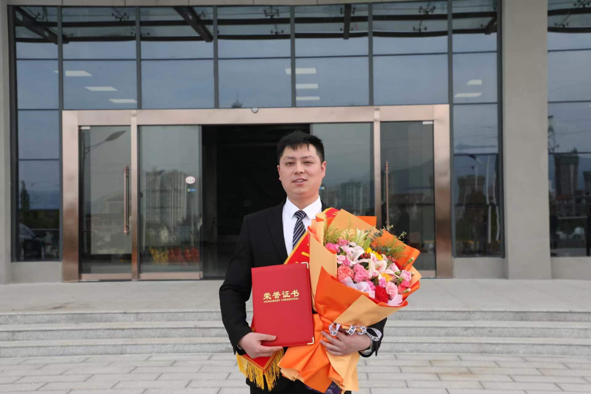 ���L(f��ng)�紺�����ā�����