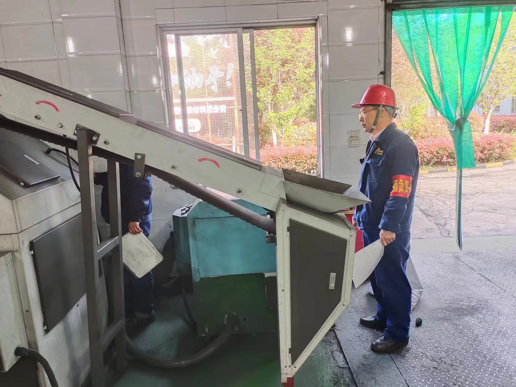 ���������ԡ�  �L�Ͱ�ȫ���a(ch��n)���{(l��n)�D