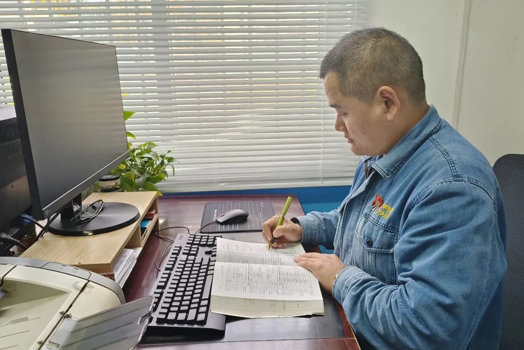 �������ͣ���(zh��ng)�������v�J(r��n)�桱�ļo(j��)�z��