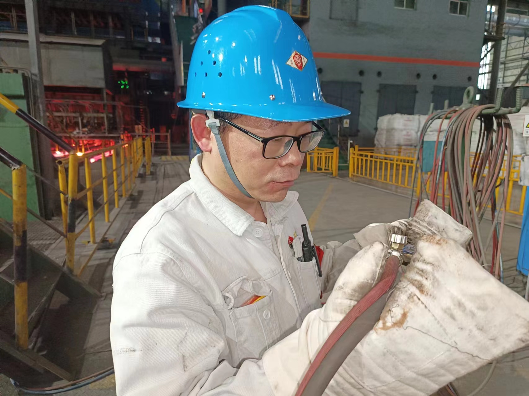 ���ϵġ��^�M(j��n)�ߡ�