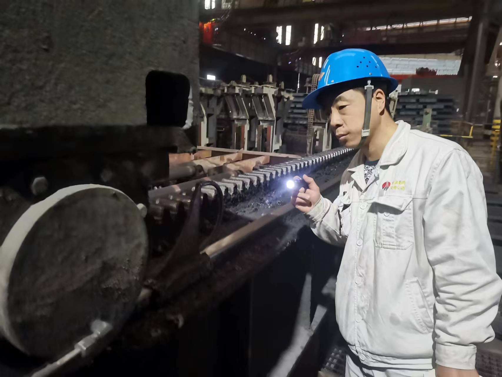 �ܴ�Ӳ�̡����������˱���