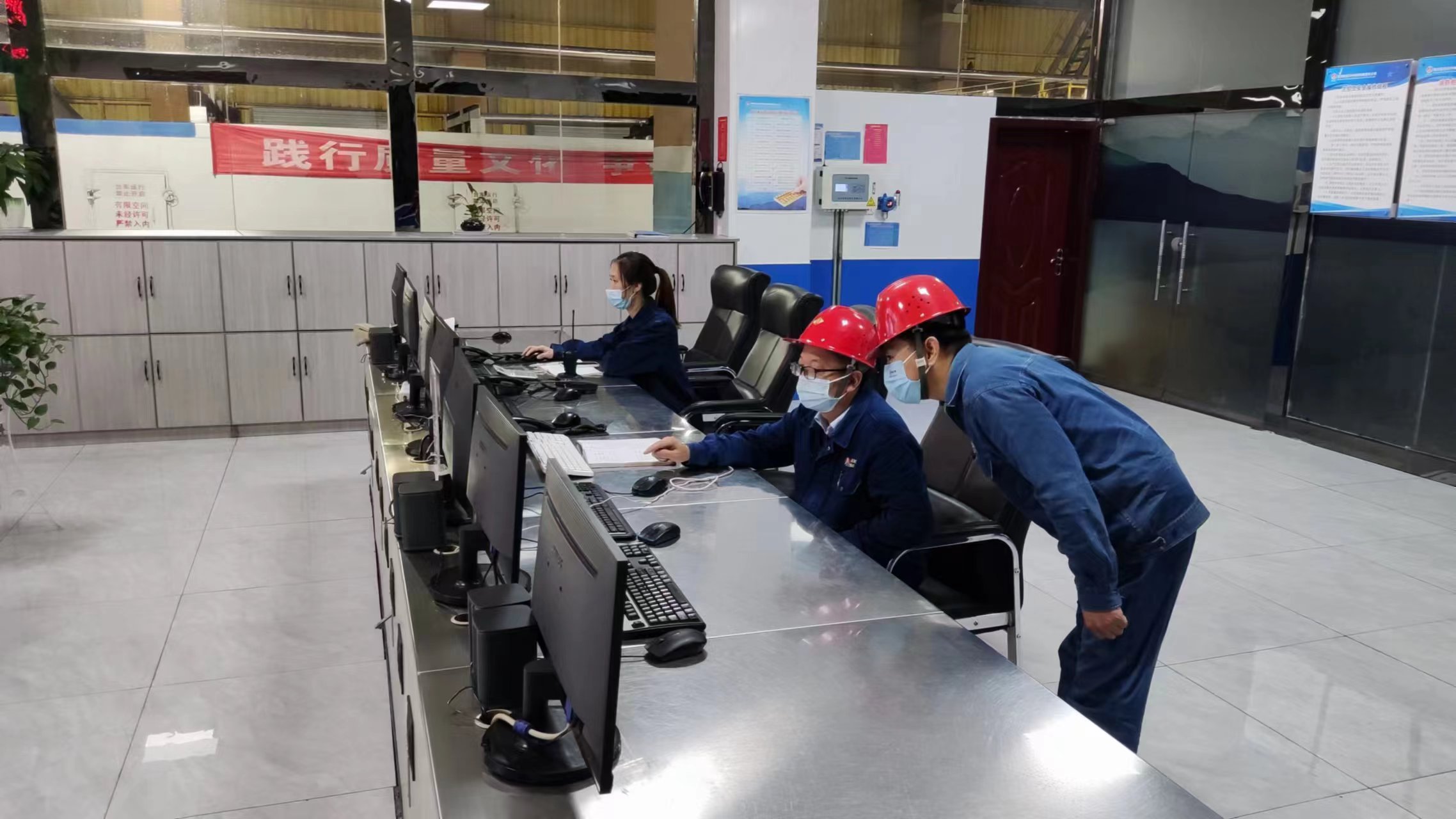 ��ȼ�������£�׌��ȫ��Cλ������