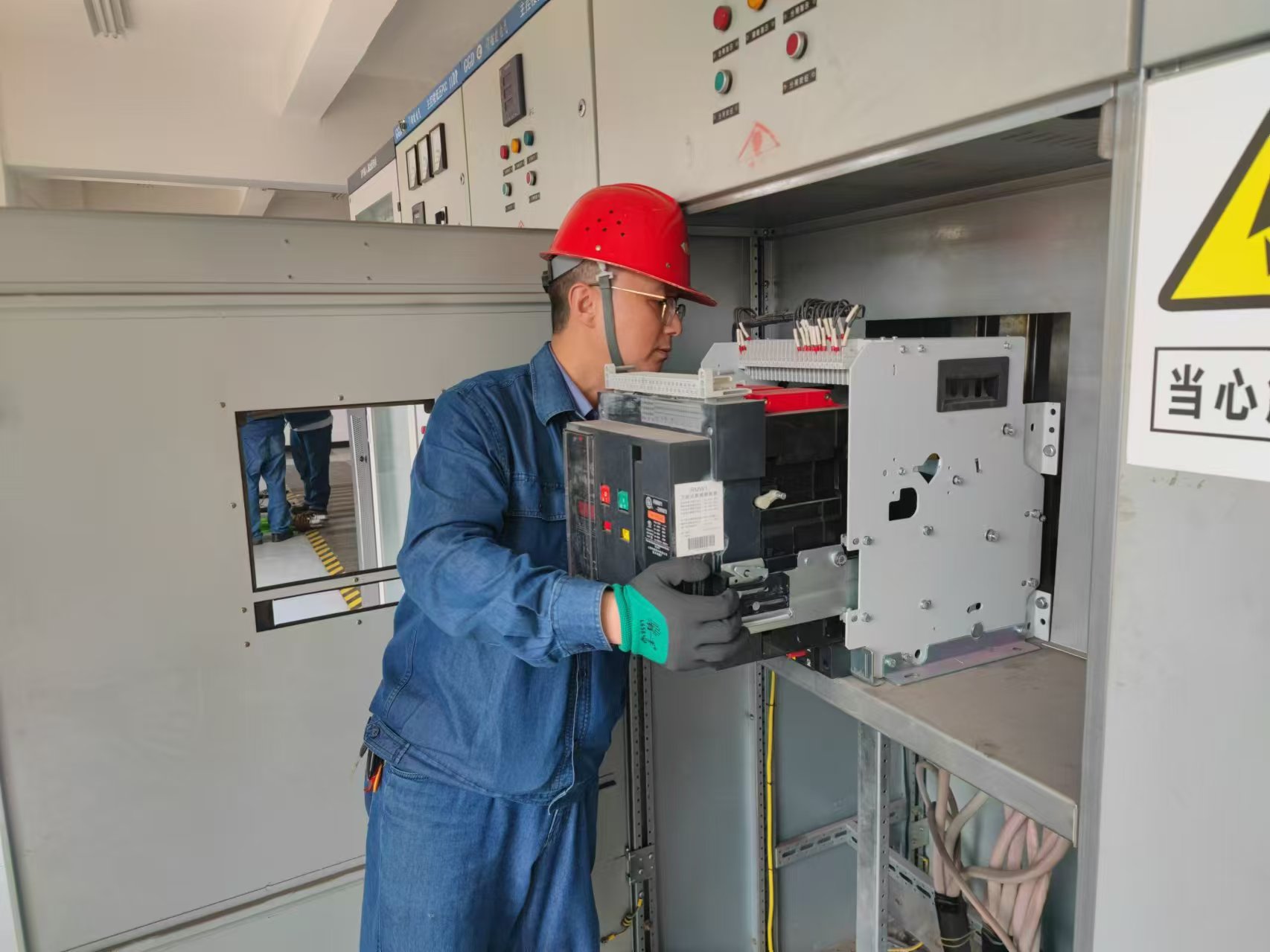 ӭ��(zh��n)�����ϻ��������L�C�z��æ