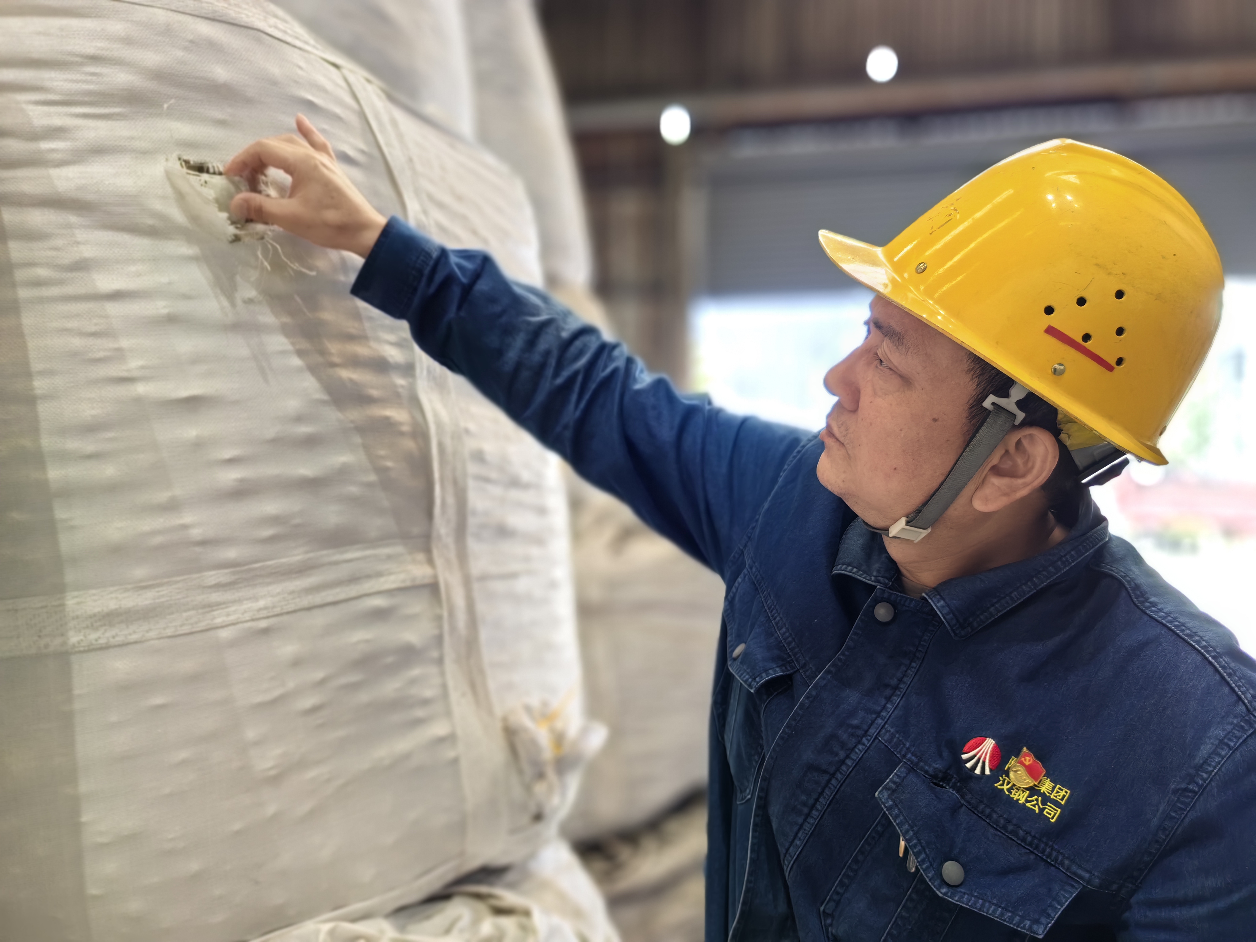 �����È�(ji��n)��䁾͹�(ji��)��������ɫ