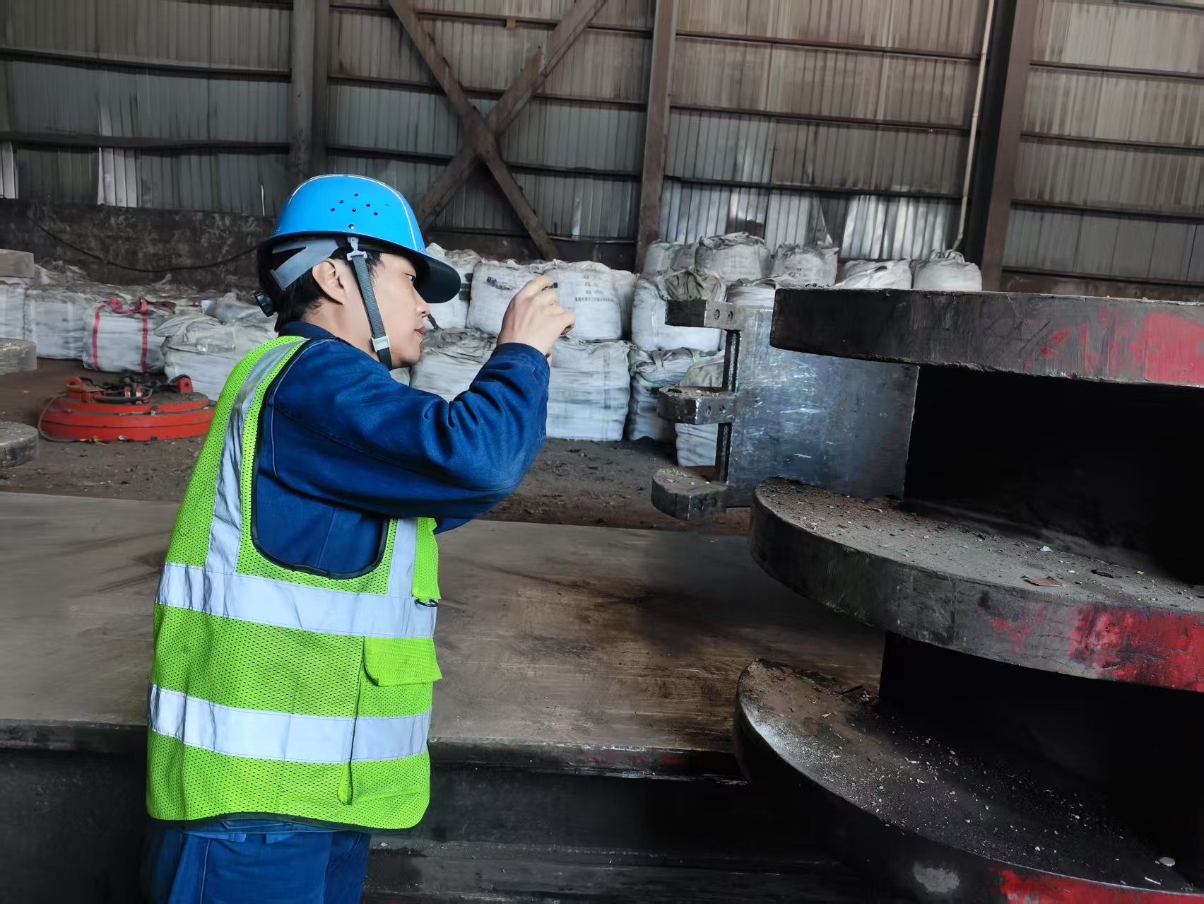 �������֮�(d��ng)�� ��ȫ�����Ը�