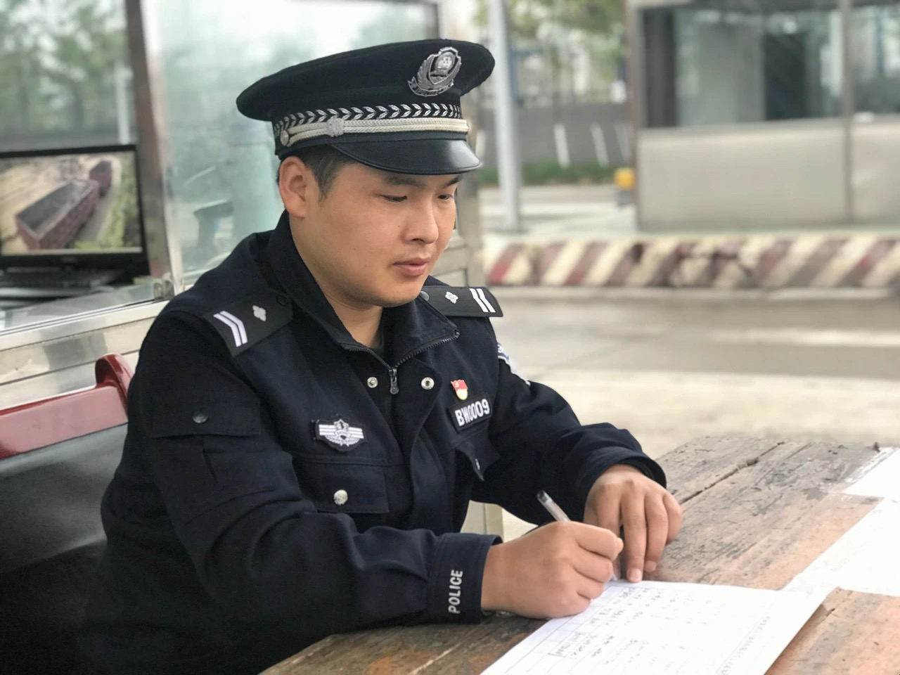 �����T䓻�  �F���(d��n)ʹ�� ����ӛ�h䓹�˾��ģ��Сϲ