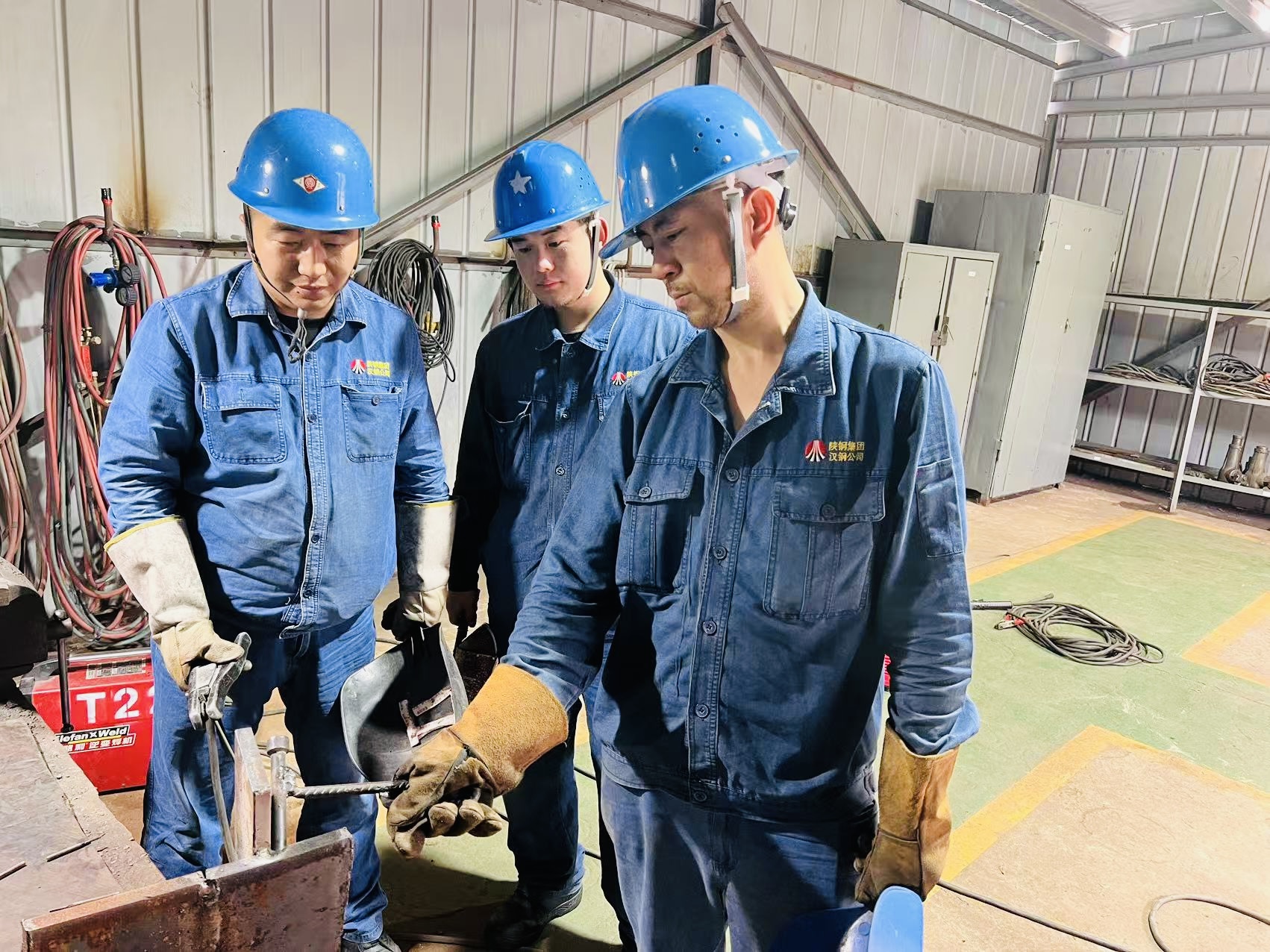 ղ�����Fǰ�S�޽����ġ������֡�