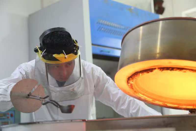 ��������(zh��n)һ�� �È������@��F��ɫ