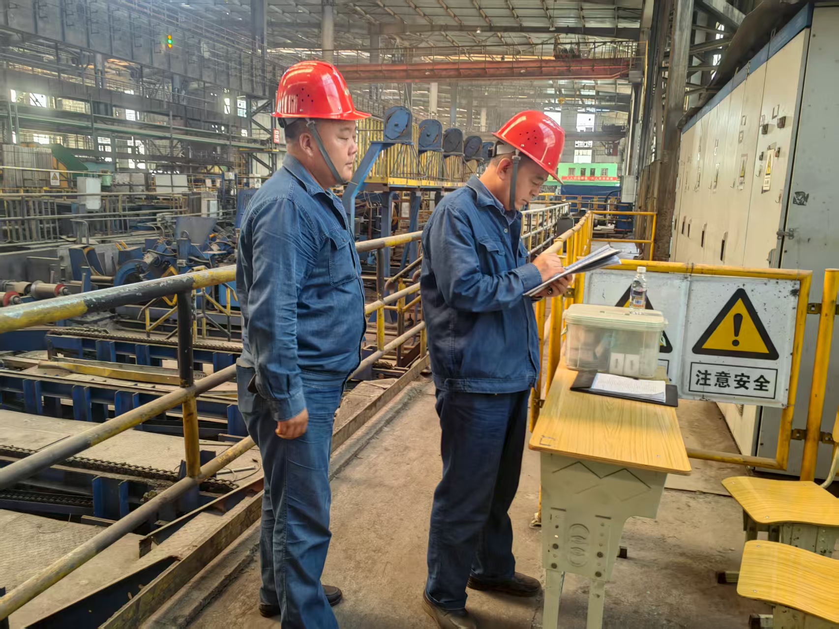 ����Ʉ������������M(j��n)�O(sh��)�����c(di��n)�(xi��ng)Ŀ����(ji��n)