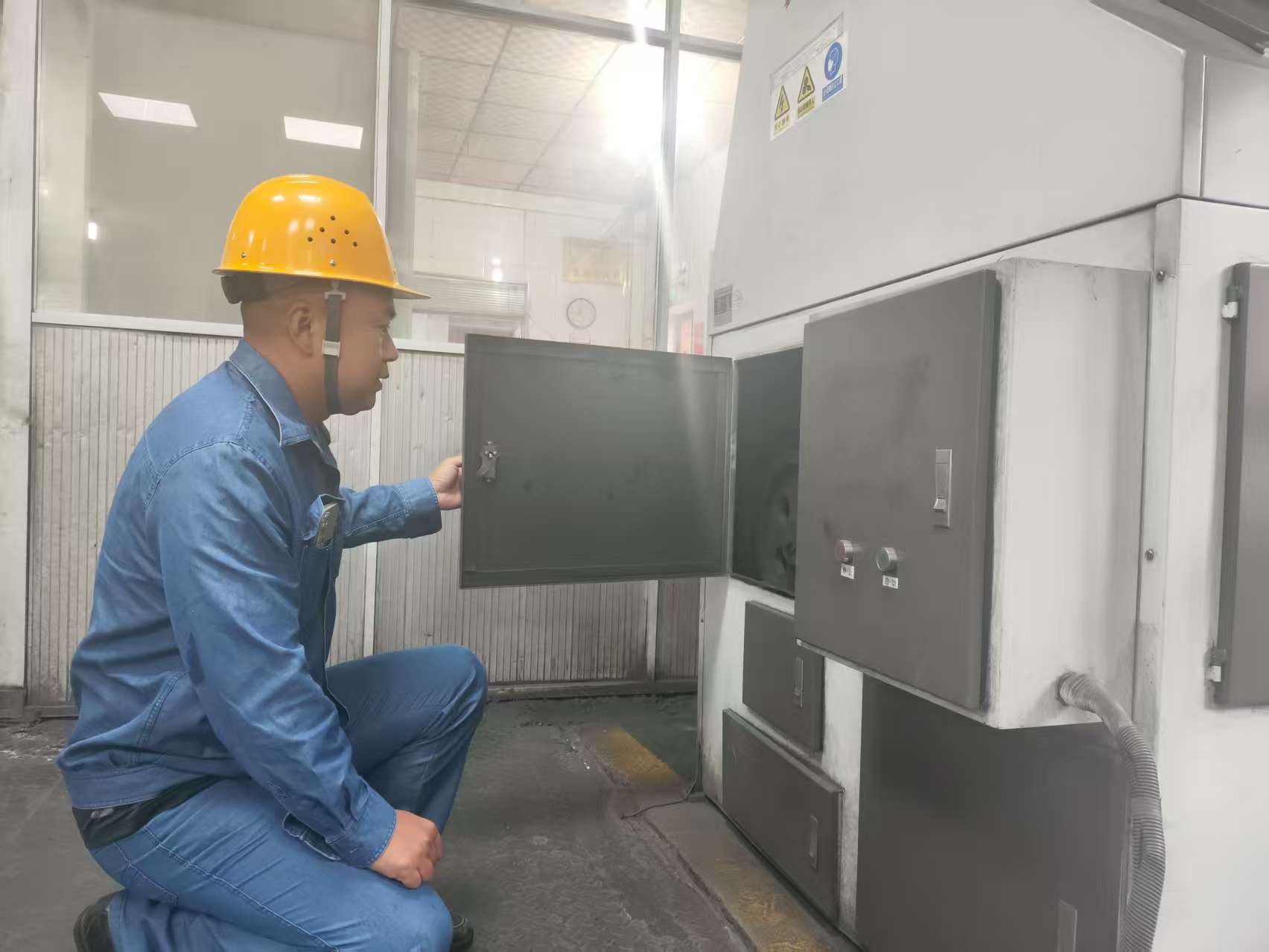 ���Ϲ��b��Ȼ�ǂ�(g��)������