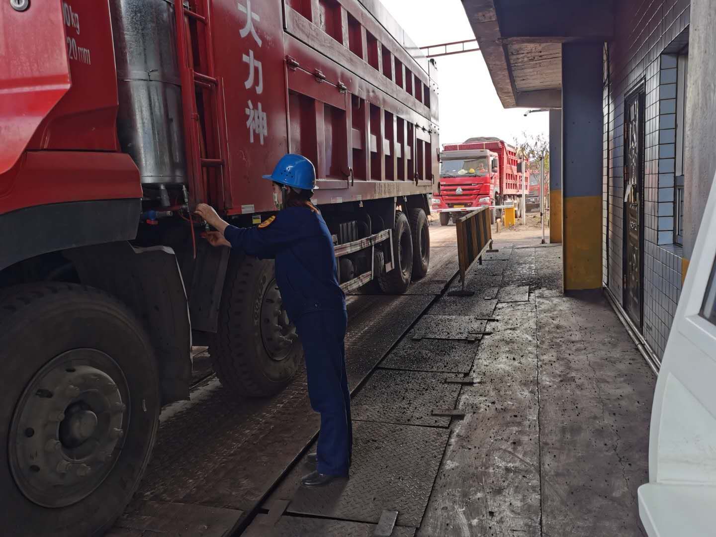 �����M(j��n)�L(f��ng)�ɡ��^�����ഺ���W�� ����ӛ�����ʡ��һ�펽��(bi��o)������Ӌ(j��)���z�(y��n)����Ӌ(j��)��վ